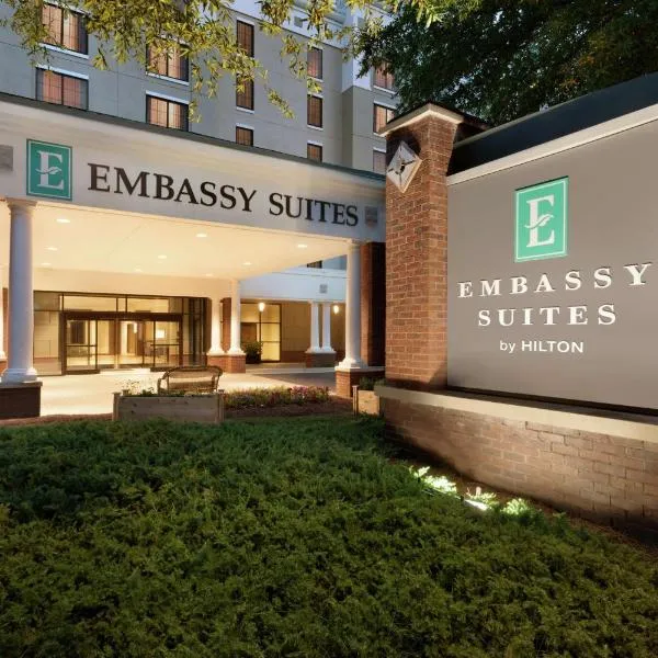 Embassy Suites by Hilton Atlanta Alpharetta, hotel u gradu Alfareta