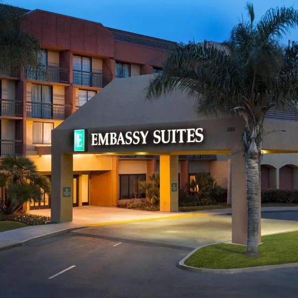 Embassy Suites San Luis Obispo: San Luis Obispo şehrinde bir otel