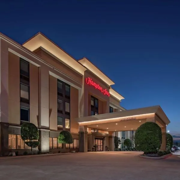 Hampton Inn Waco North: Waco şehrinde bir otel