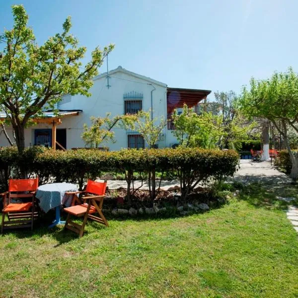 Aiolis Rooms, hotel Kamariótiszában