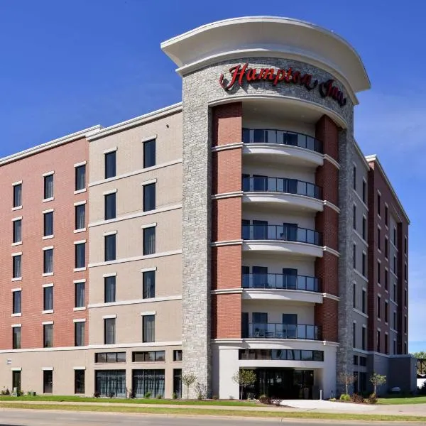 Hampton Inn Cedar Falls Downtown, Ia, hotel v destinaci Cedar Falls