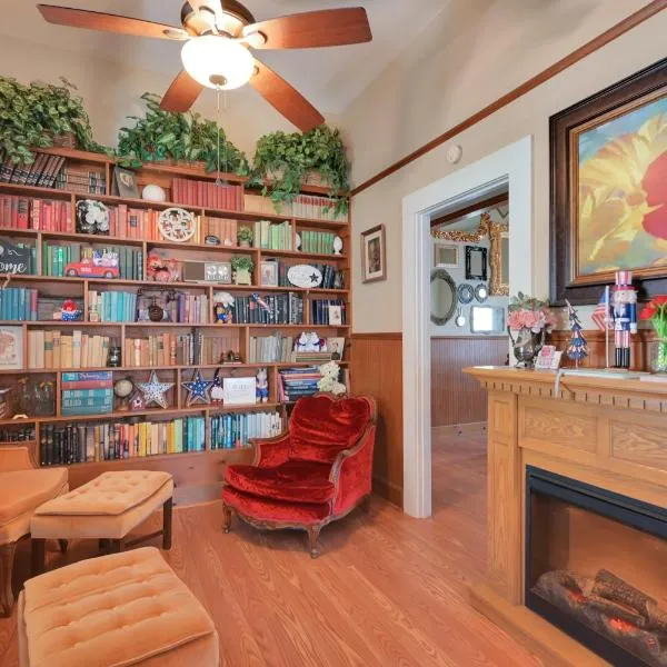 Spacious Downtown Jackson Retreat- Historic Hangout, hotel v destinaci Jackson