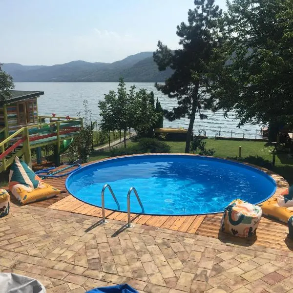 Casuta Anei, hotel u gradu 'Eşelniţa'