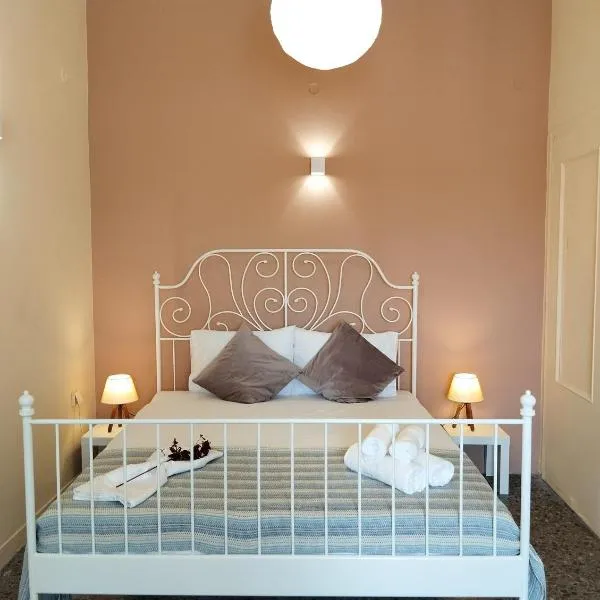 Vicky's central apartment, hotel v destinaci Korint