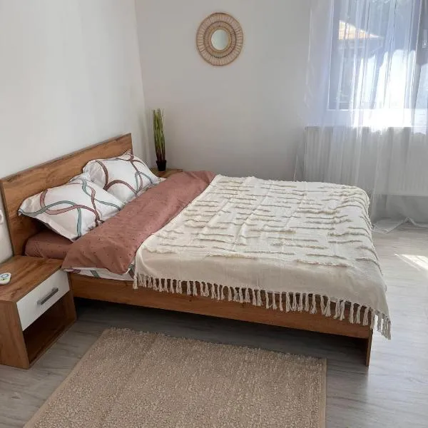 Ds Beauty Center, hotel v destinaci Drăgăşani
