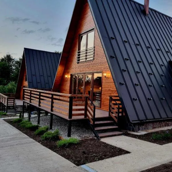 Twin Cabins / Cabanele Gemene, hotel in Suceava