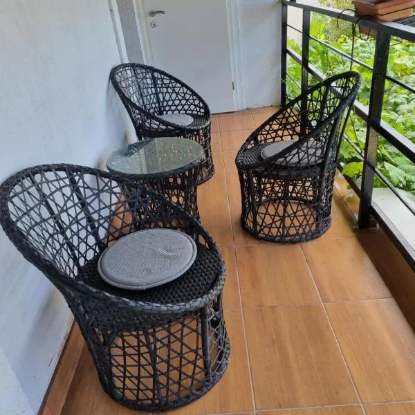 Caci, hotel v destinaci Črni Kal