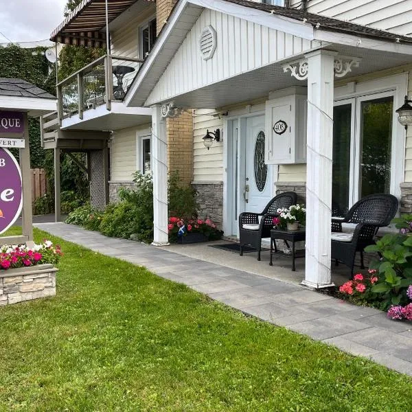 Gite Chute Couette Cafe, hotel v destinaci Notre-Dame-du-Portage