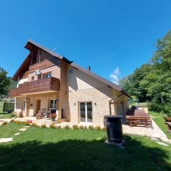 O'Toole's, Plitvice, hotel in Korenica