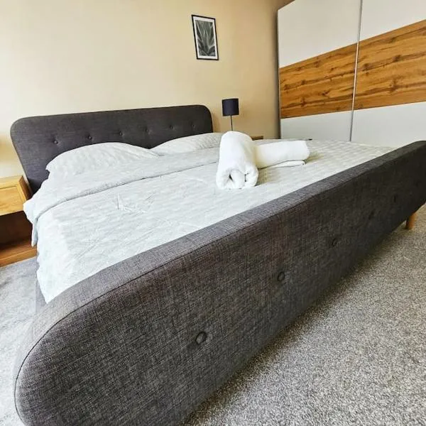 Ferienwohnung, hotel in Weißenfels