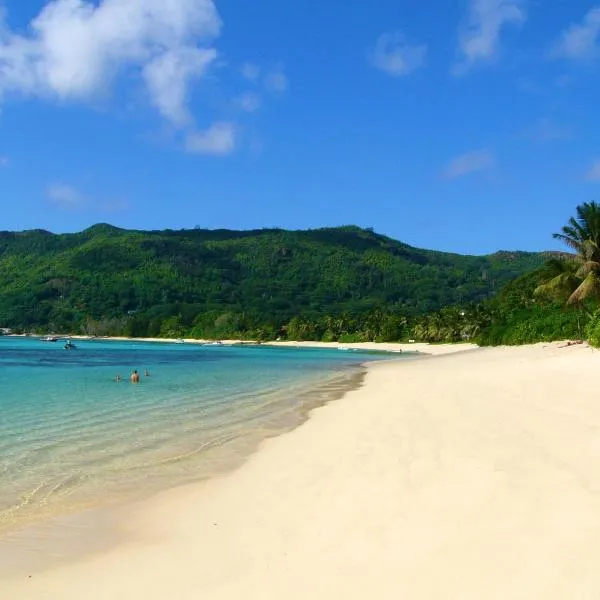 La Villa Therese, hotel v destinaci Anse Royale