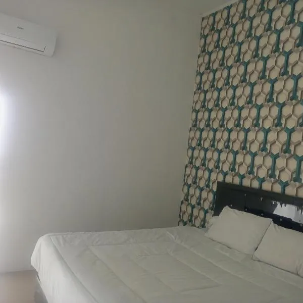 Penginapan Lamban Queens Kamar Double Bed Standar Room, hotel v destinaci Kalianda