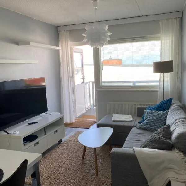 Viihtyisä huoneisto keskustassa. – hotel w mieście Kotka