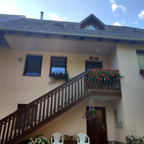 Počitniško stanovanje Aurora, hotel in Bovec