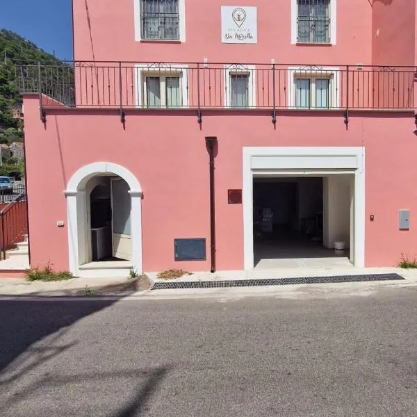Residence Mirella, hotel v destinaci Acquafredda