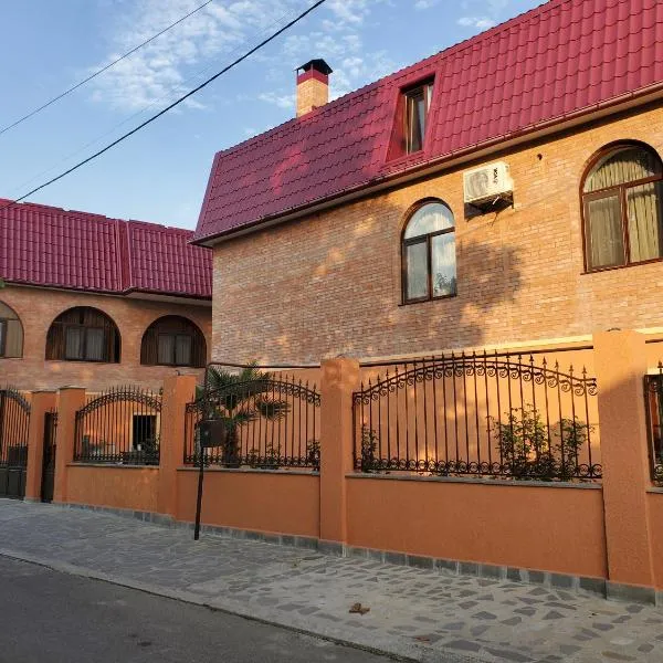 Gogi's Paradise Guesthouse, hotel a Akhmeta