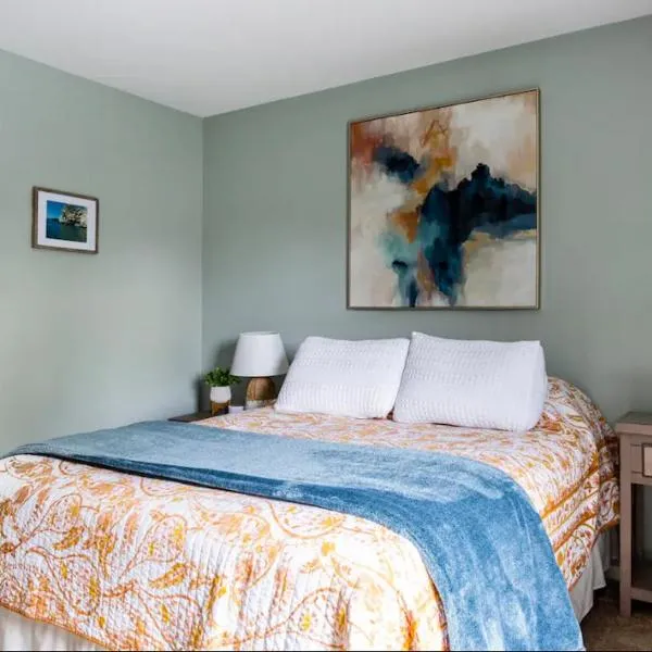 1 Bed with Private Bathroom Close to Everything in Newark & Wilmington, hotel v destinaci Newark
