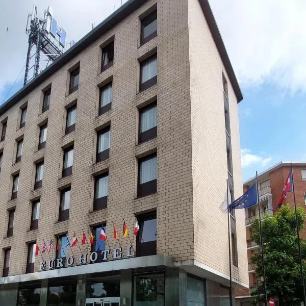 Eurohotel、ニケリーノのホテル