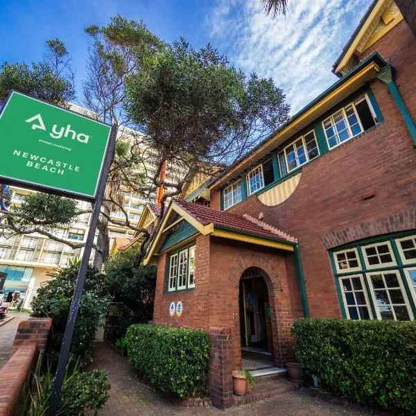YHA Newcastle Beach, hotel in Newcastle