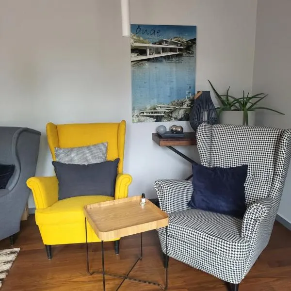 Nr.11 Apartamenty, hotel in Dziewkowice