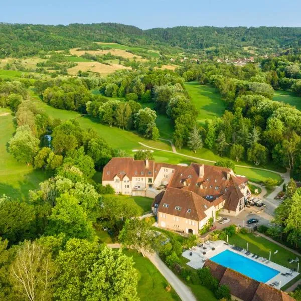 베르앙투아에 위치한 호텔 Logis Hôtel Golf Le Domaine Du Val De Sorne