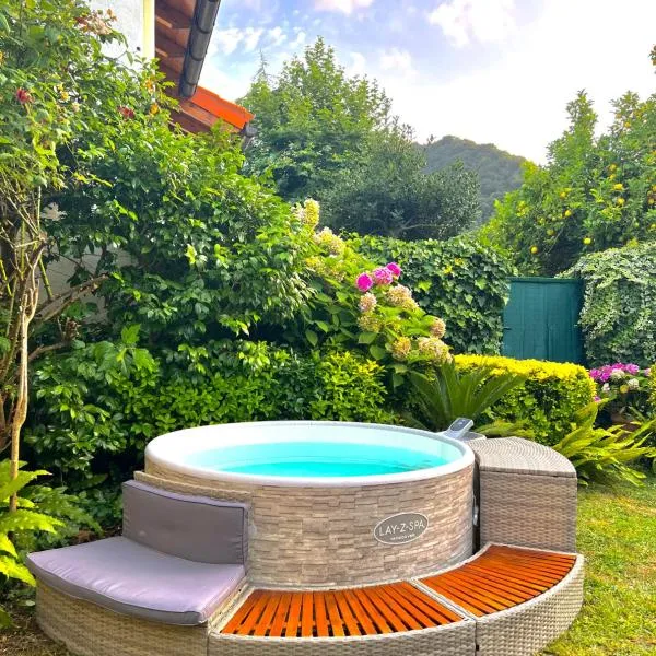 Agradable casa con jacuzzi climatizado exterior en pleno Urdaibai, khách sạn ở Busturia