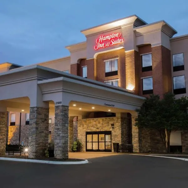 Hampton Inn & Suites Chicago Deer Park, hotel en Lake Zurich