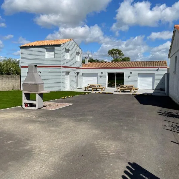 La maison d'Ilaude de 7 à 14 personnes – hotel w mieście Saint-Hilaire-de-Talmont