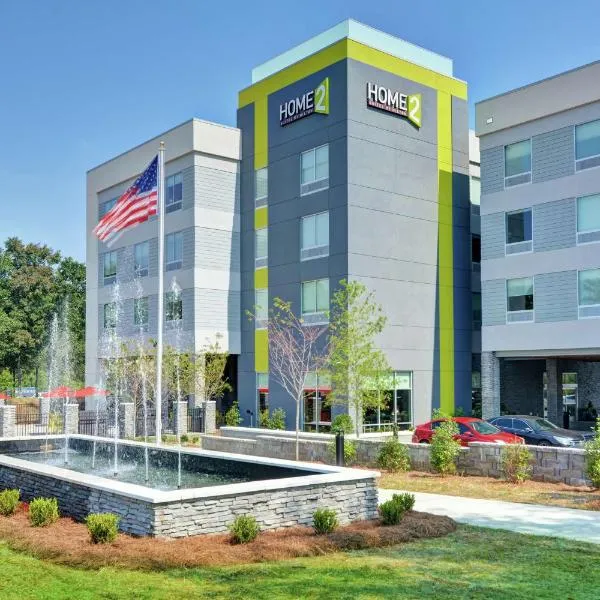 Home2 Suites By Hilton Charlotte Piper Glen: Ballantyne şehrinde bir otel