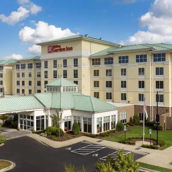 Hilton Garden Inn Charlotte Airport, hotell i Charlotte