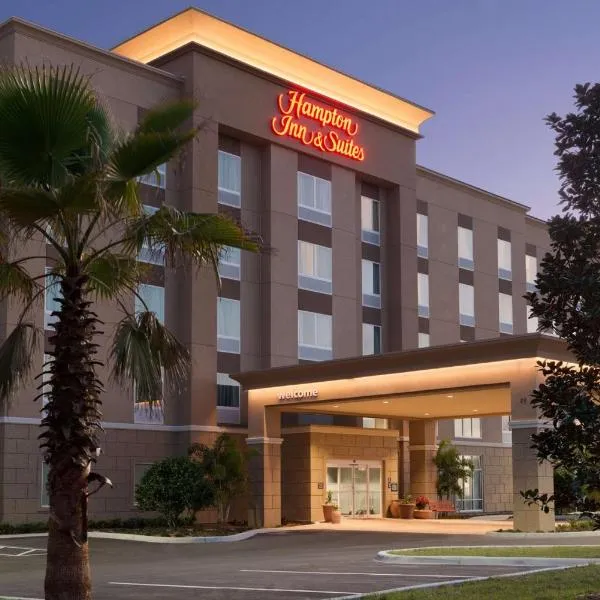 Hampton Inn & Suites - DeLand, hotel di De Land