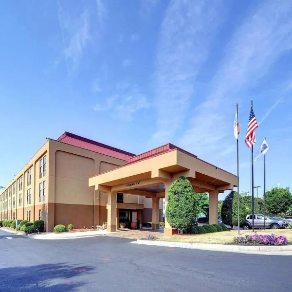 Hampton Inn Eden, hótel í Reidsville