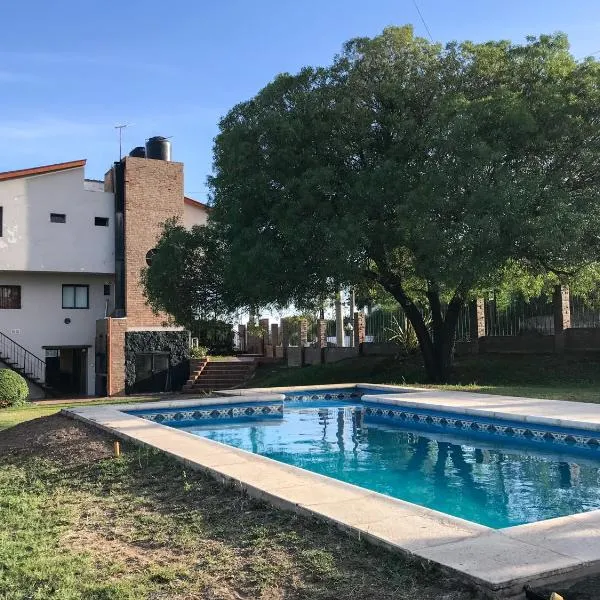 Hermosa casa con vista al lago, hotel in Villa Carlos Paz