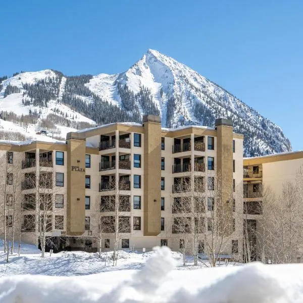 The Plaza Condominiums by Crested Butte Mountain Resort، فندق في Mount Crested Butte