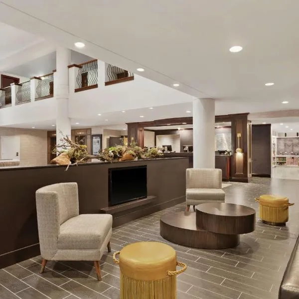 Viesnīca DoubleTree by Hilton McLean Tysons pilsētā Tisonskornera