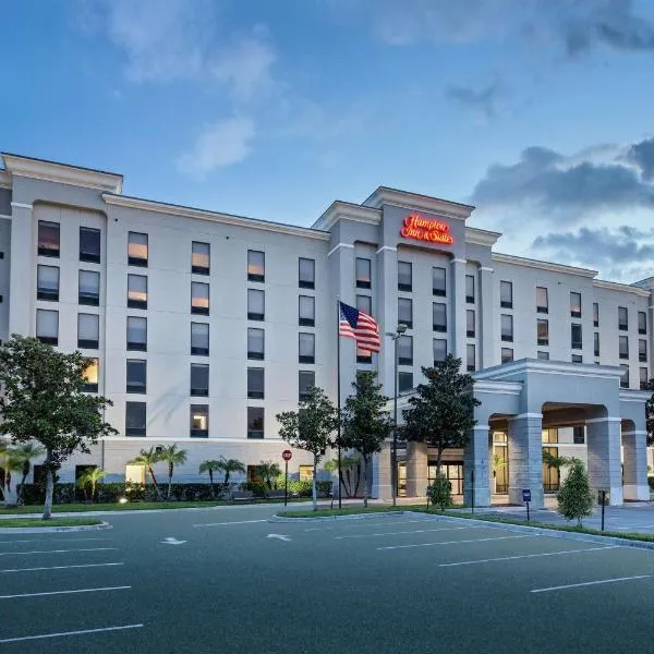 Viesnīca Hampton Inn & Suites Orlando International Drive North Orlando