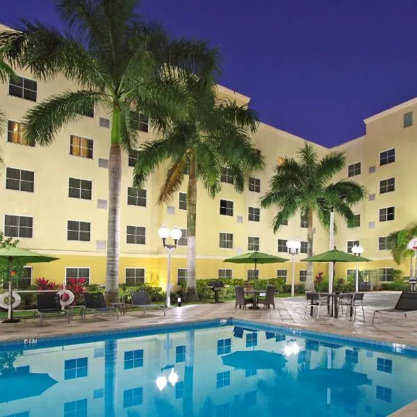 Homewood Suites by Hilton Miami - Airport West, hotelli kohteessa Tamiami