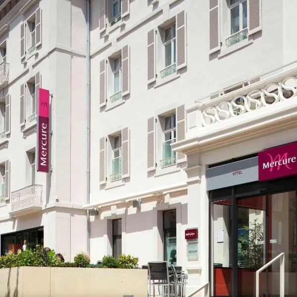 Hôtel Mercure Vittel, hotel in Monthureux-sur-Saône