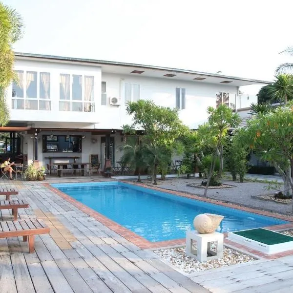 The My Home Resort, hotel in Prachuap Khiri Khan
