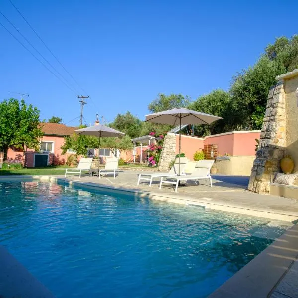 Paliabelo Village House, hotel en Skriperón