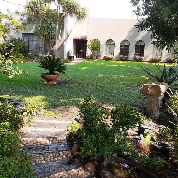 GUESTHOUSE SHALOM, hotel di Springs