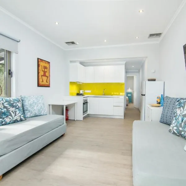 Helion Apartments, hotel v destinaci Gouvia