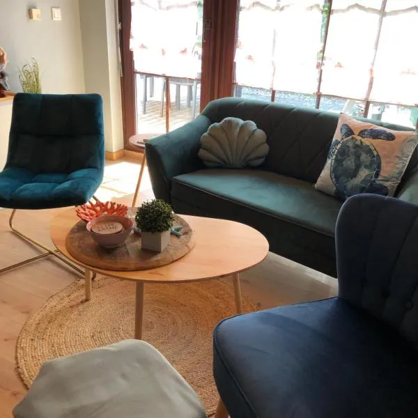 Ferienhaus "Buddelschiff", hotel in Ueckermünde