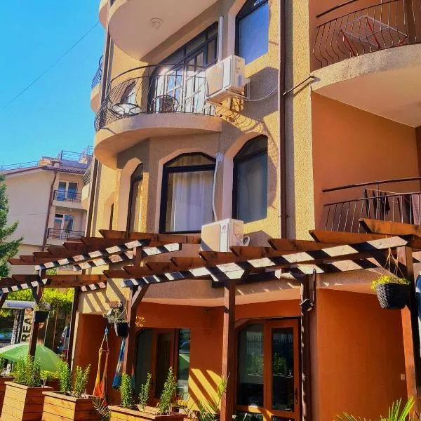 Алми Almi, hotel in Sveti Vlas