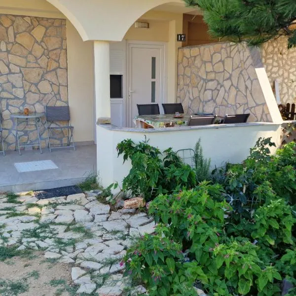 Apartman Stela, hotel in Nin