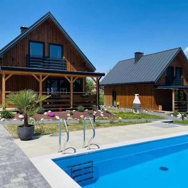 Na Jasieniu, hotel i Ustrzyki Dolne