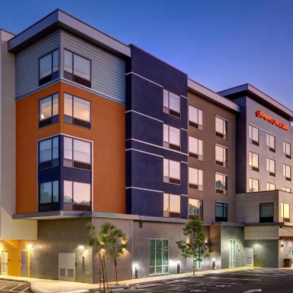 Viesnīca Hampton Inn & Suites By Hilton Rancho Cucamonga pilsētā Rančo Kukamonga