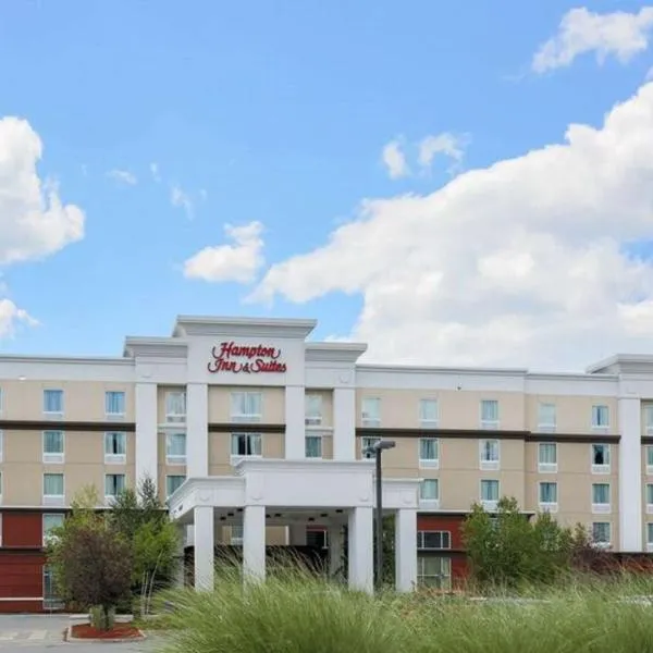 Hampton Inn & Suites Poughkeepsie, hotel en Highland