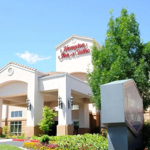 Hampton Inn & Suites Redding, hotel en Redding