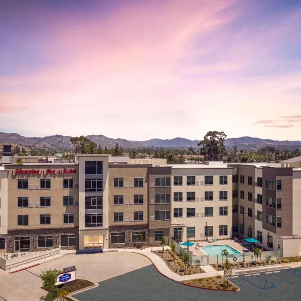 Hampton Inn & Suites El Cajon San Diego، فندق في إل كاجون